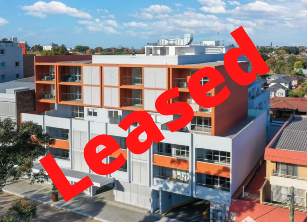 49/22 - 30 Coronation Parade, Enfield